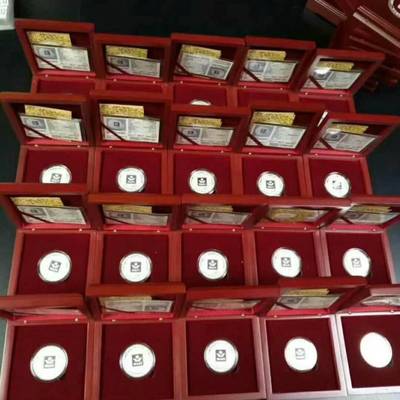 打造專屬記憶 鍍銀紀(jì)念章定作與互聯(lián)網(wǎng)銷售新趨勢(shì)